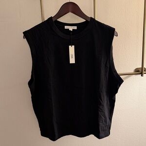 🌿BRAND NEW🌿 MUSCLE T- SHIRT 🌿 BANANA REPUBLIC 🌿 XL 🌿 BLACK 🌿 4 AVAILABLE